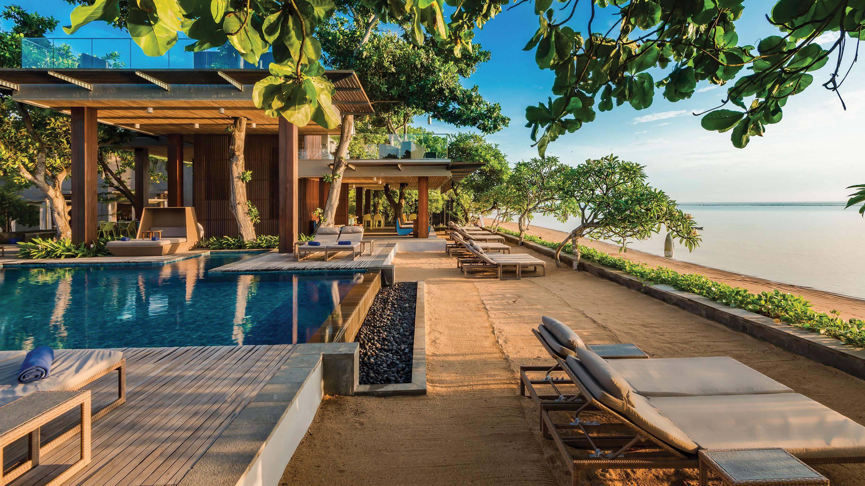 Maya Sanur Resort & Spa Exterior foto The Beach at The Cape