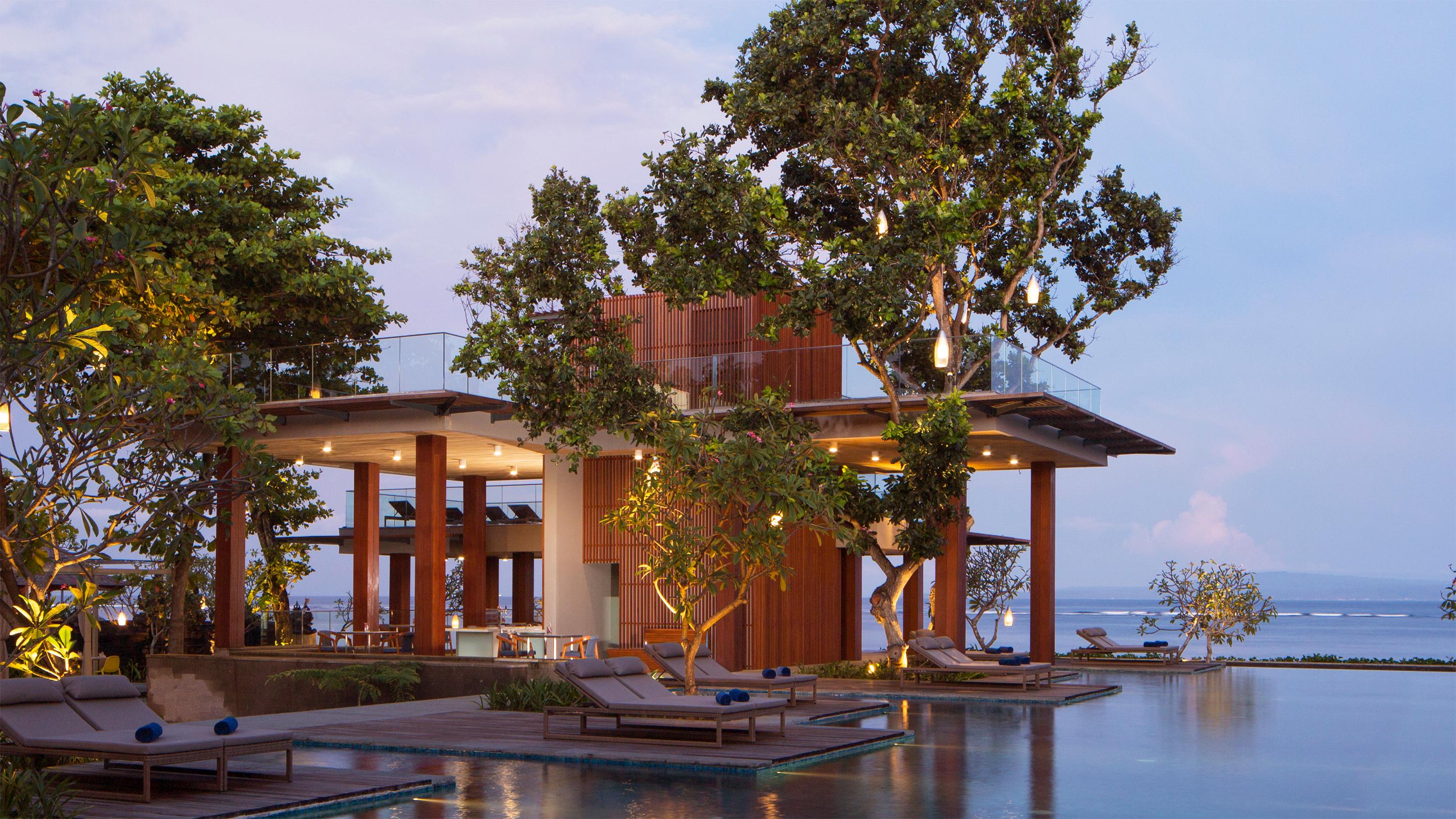Maya Sanur Resort & Spa Exterior foto The Beach Club at The Cape